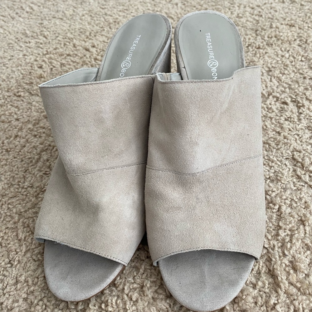 Treasure & bond suede mules size 10m
